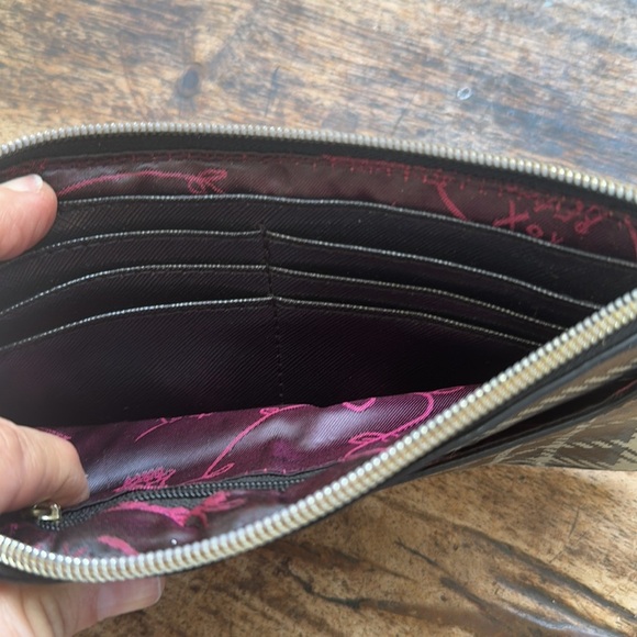 Betsey Johnson Plaid herringbone Wallet wristlet with gold heart & pink logo - Picture 6 of 11